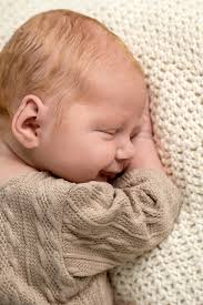 Book directly online for mini newborn sessions  https://yellowblossomphotos.pixieset.com/booking/mini-newborn