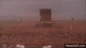 Tushino air field / september 28, 1991. Metallica Enter Sandman Live Moscow 1991 Hd On Make A Gif