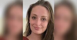 Leah Derr's Instagram, Twitter & Facebook