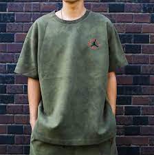 Travis Scott Jordan Cactus Jack Clothing Release Info Sneakernews Com Travis Scott Jordan Shirt Designs Clothes