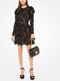 Rendered In A Feminine Floral Pattern Our Lace Dress Is Party Perfect A Scalloped Hem And Exaggerated Shoulder De Lace Dress Styles Dresses Floral Lace Dress