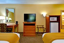 Holiday inn express hurricane mills (waverly) has the best amenities around. Holiday Inn Express Hurricane Mills Waverly An Ihg Hotel Hurricane Mills Updated 2021 Prices