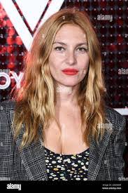 Nora Pugh's Instagram, Twitter & Facebook