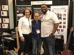 Ashling-Biscuit-Cole-Wayne-Jones-Garrett-Body