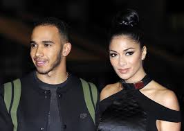 Dazu kommt es jetzt aber in baku. Formel 1 Weltmeister Lewis Hamilton Uber Sein Sexleben Express De