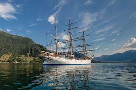 Check spelling or type a new query. Statsraad Lehmkuhl Sail On Board
