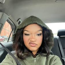 NaKieya's Makeup &Co.