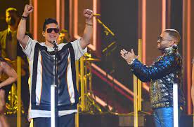 Últimas noticias de chino & nacho. B Qswlf1d3v8sm