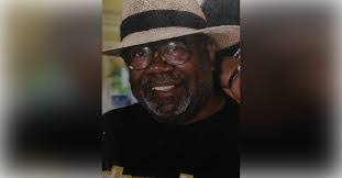 Samuel Huff's Instagram, Twitter & Facebook