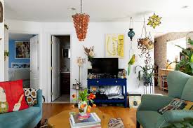 Coffee table decor makes space look decluttered and charming. How To Improve Your Coffee Table Decor Apartment Therapy