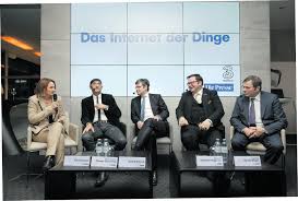 In unserem themenverzeichnis finden sie alle wichtigen informationen zum thema eva komarek. Vernetzter Kaffee Mnews Medianet At