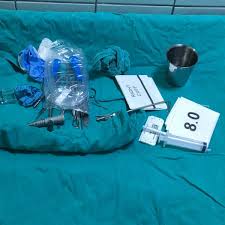 Tedavi, diş teli tedavisi, reanimasyon, kanül, hollywood smile, diş törpüleme, ön diş dolgusu, apikal rezeksiyon, yer tutucu, ortognatik cerrahi, sütur, geçici dolgu, asepsi, kist ameliyatı, estetik. Photos At Selcuk Universitesi Dis Hekimligi Fakultesi Cerrahi Klinigi