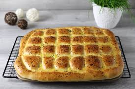 Turkisches Fladenbrot Pide Auf Dem Zauberstein Von Pampered Chef Brot Backen Rezept Einfach Brot Selber Backen Rezept Turkisches Fladenbrot