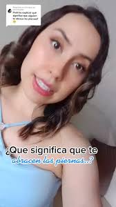 Significado de un abrazo en las piernas: Gestos de amor y comunicación no  verbal