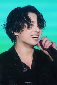 He looking so great with his long hair. 190811 Lotte Duty Free Family Concert Jeonjungkook Jungkook Bts ì „ì •êµ­ ì •êµ­ ë°©íƒ„ì†Œë…„ë‹¨ Jungkook Wajah Jeon