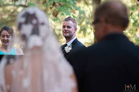Held at jasper's chimneys at big canoe, with floral provided by birch blooms floral and design and mother nature, their relaxed nuptials feature some of our favorite spring details from the peach state: Chimneys At Big Canoe Wedding Photos Leahandmark Co