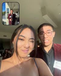 Hallie Conrad's Instagram, Twitter & Facebook