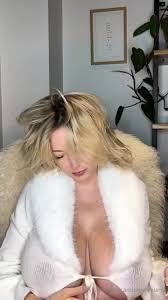 Carolive Vreeland Preggo Set 1 - EPORNER