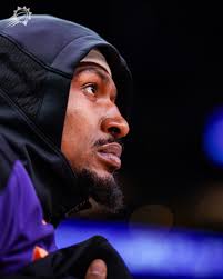 Waiting for tip off? Vote your Suns to All-Star now! 🗳️ Vote Now:  bit.ly/4iGVhQr