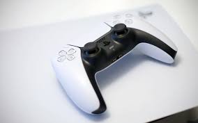 Un video leak mostra il devkit della console sony in azione Ps5 Drop Su Mediaworld Oggi 5 Maggio Tenetevi Pronti