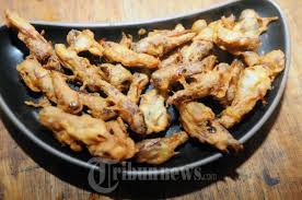 Selir 59 goreng pisang hangus petani : Belalang Goreng Tepung Kedai Disto Foto 18 131241 Tribunnews Com Mobile