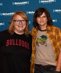 Amy Ray Photos Photos Coffeehouse Live With The Indigo Girls Tomboy Style Outfits Amy Tomboy Fashion