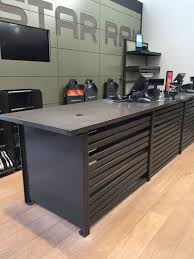 Pin Ot Polzovatelya Hawkar Na Doske Garage