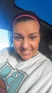 Janessa Scott's Instagram, Twitter & Facebook