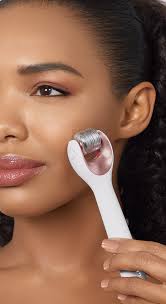 MicroNeedle Face Roller