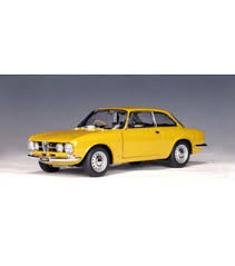 Image result for Giallo 1967 Alfa-Romeo