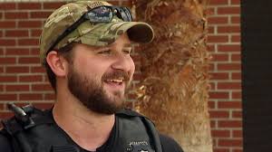 Off-duty Florida police officer helps save child