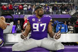 Only true fans will be able to answer all 50 halloween trivia questions correctly. Everson Griffen Takes On Young Vikings Fans In Trivia Battles Daily Norseman