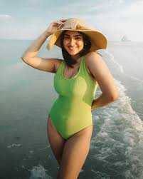 SANIYA IYAPPAN Fap Club