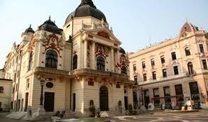Angol nyelvű, randizásról és szexről szóló tartalmakat helyeztek el ismeretlenek a nemzeti színház angol nyelvű weboldalán. Pecsi Nemzeti Szinhaz Musora Jegy Hu