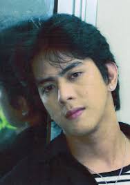 Man Central: Dexter Castro: Dexterous and Ambidextrous