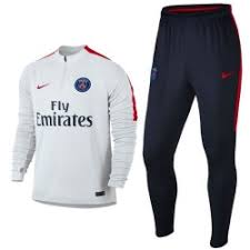 Günlük, haftalık, aylık, yıllık ve tüm zamanlarda psg fiyat değişimini görmek için kayar düğmeleri kullan. Paris Saint Germain Tech Trainingsanzug 2016 17 Weiss Nike Sportingplus Net