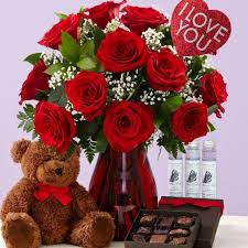Valentine's day gift buying isn't actually as hard as you might think. 30 Cute Romantic Valentines Day Ideas For Her 2021