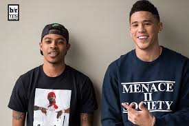 His mother name is veronica gutierrez and his father melvin booker was a great basketball player. Devin Booker Wiki Young Photos Ethnicity Gay Or Straight Entertainmentwise