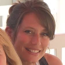 Kelly Mayotte's Instagram, Twitter & Facebook