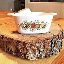 Some floral patterns are going for much more than others. Vintage Corningware Patterns And Values Lovetoknow