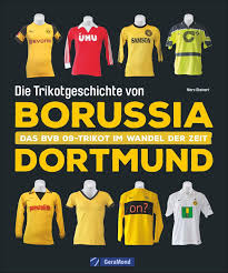 Als einer der fuhrenden fussballfachgeschafte europas bieten wir unseren kunden stets. Die Trikotgeschichte Von Borussia Dortmund Das Bvb Fussballtrikot Im Wandel Der Zeit Mehr Als 100 Original Spielertrikots Und Uber 150 Historische Abbildungen Das Bvb 09 Trikot Im Wandel Der Zeit Amazon De Steinert Marc Bucher