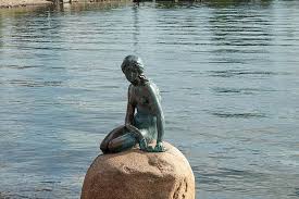 Typisch dänemark ist auch der dannebrog, die dänische. Kleine Meerjungfrau Kopenhagen Danemark Statue Sehenswurdigkeiten Kunst Zahl Touristenattraktion Pikist
