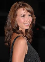 Sarah Larson's Instagram, Twitter & Facebook