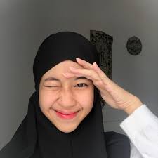 Download lagu mp3 & video: 5 Potret Adiba Khanza Anak Almarhum Uje Yang Jadi Rekan Duet Syakir Daulay Kumparan Com