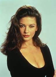 Zeta jones is known for her roles in the mask of zorro and entrapment. Starbiz Us Uk ð‚ðšð­ð¡ðžð«ð¢ð§ðž ð™ðžð­ðš ð‰ð¨ð§ðžð¬ ð²ð¨ð®ð§ð  ð¢ð¬ ð ð¨ð«ð ðžð¨ð®ð¬ Facebook