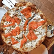 Serve with freshly ground pepper and lemon wedges. Best Brunch Pizzas In Nyc Eatingnyc