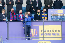 Mecz finałowy odbył się na stadionie narodowym w warszawie. 1tazzto8skstdm