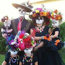 Day Of The Dead Family Halloween Costumes For Kids Family Halloween Diy Halloween Costumes Easy