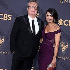 He is best known for portraying cameron tucker in the abc mockumentary sitcom mode. Patrimonio Netto Eric Stonestreet Sponsorizzazioni Attivita Tasse Beneficenza Assicurazione Eta Altezza Relazione Biografia Agosto 2021