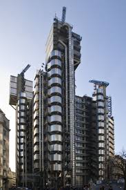 Pritzker Mimarlik Odulu Sahibi Bir Mimar Olan Richard Rogers Tarafindan Tasarlanan Lloyd Binasi Nin Serv Structural Expressionism Architecture Iconic Buildings